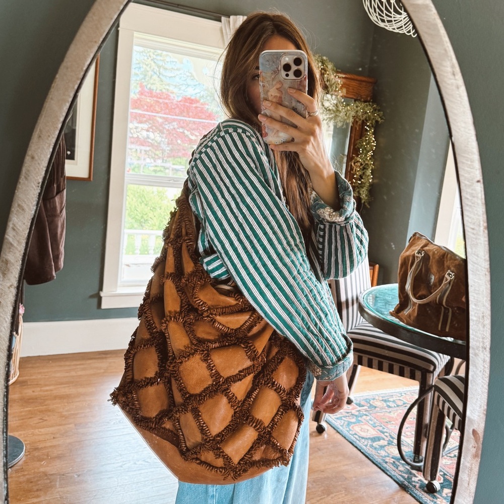 Vintage Anthropologie Errelleventidue Leather hobo bag purse fringe texture